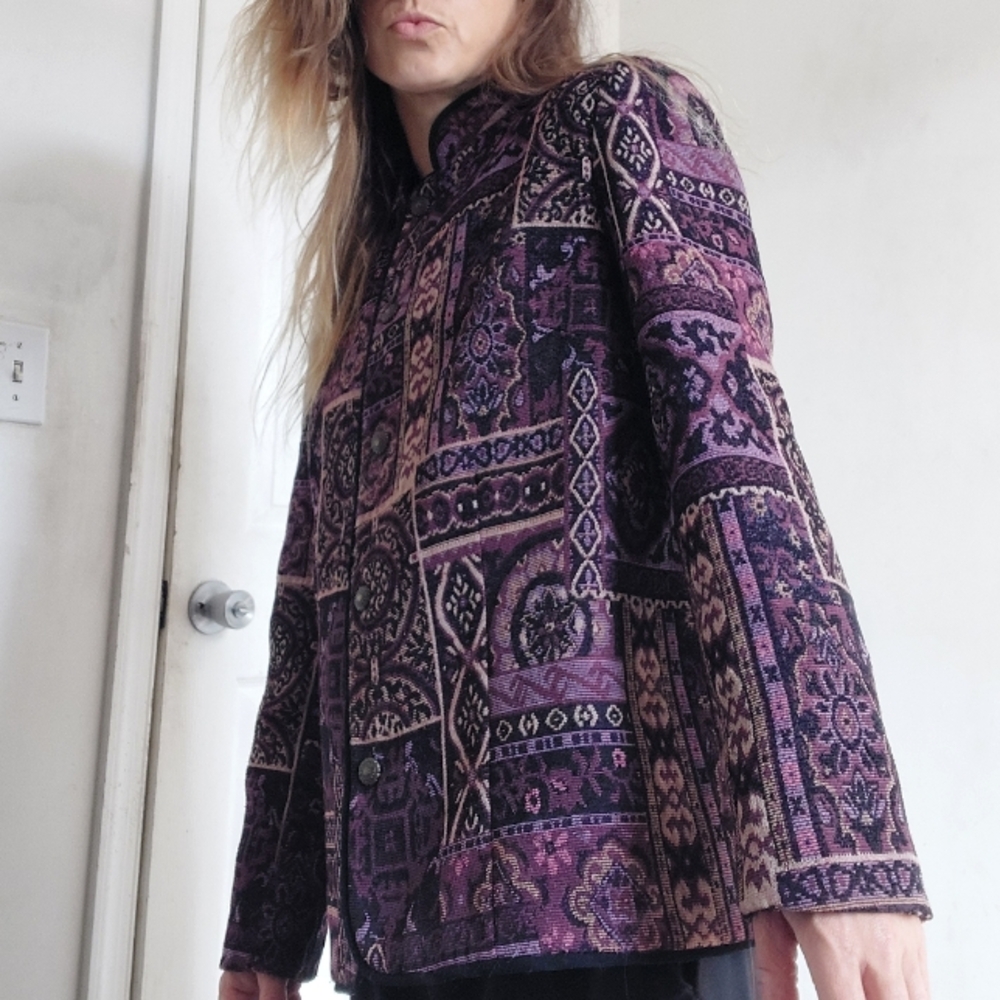 Vintage 90's Y2K embroidered tapesty jacket w/ mandarin collar